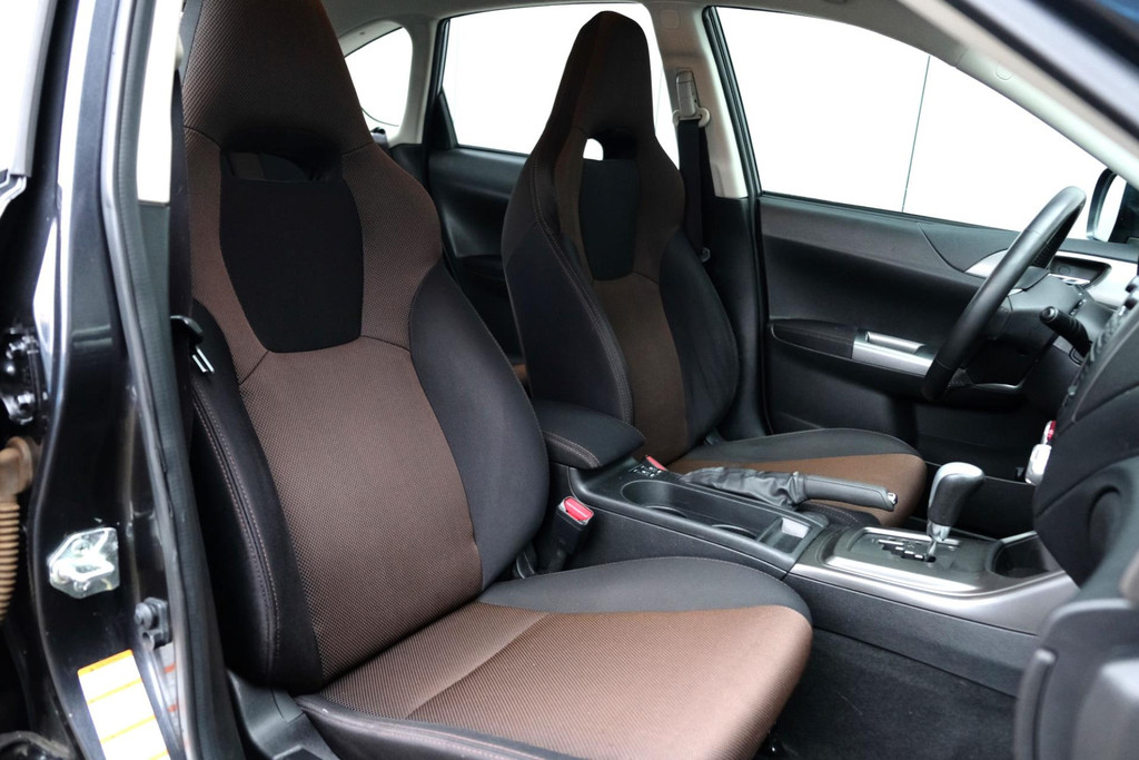 Subaru Impreza 2.0R XV AWD Automaat 36275501-12.jpg | AutoNique Occasions Uden