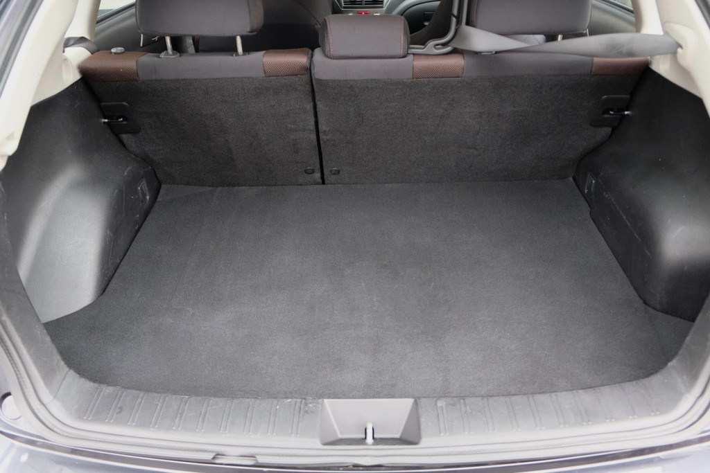 Subaru Impreza 2.0R XV AWD Automaat 36275501-26.jpg | AutoNique Occasions Uden