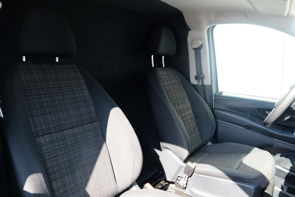 Mercedes-Benz Vito 116 CDI Lang automaat navi/cruise/tr.haak 39720534-18.jpg | AutoNique Occasions Uden
