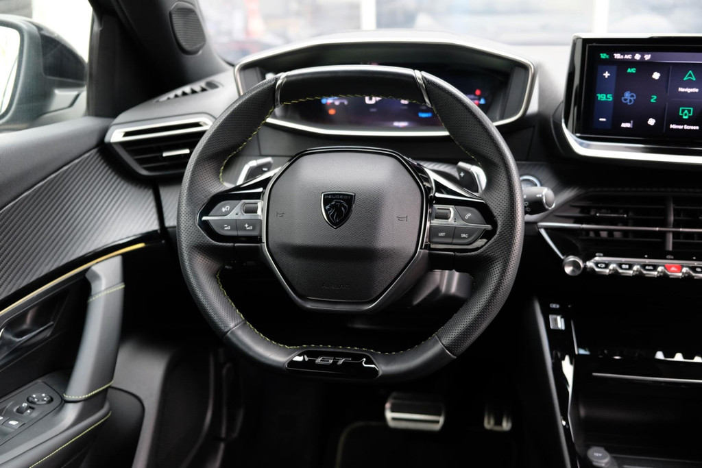 43808282-7.jpg